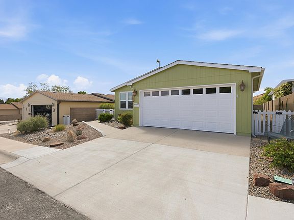 2nd image of 155 Sunrise Bluffs Dr