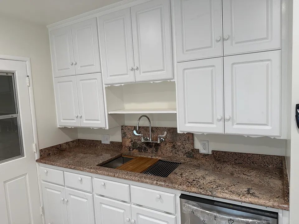 2320 Mira Vista Ave #2320