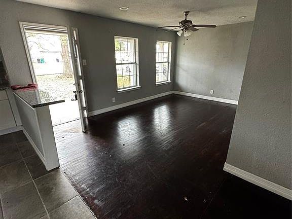 5th image of 617 Pamela Drive