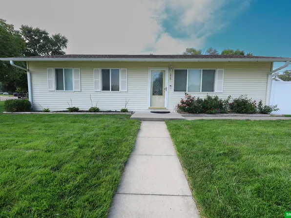 575 Empire Ave, Fremont, NE 68025