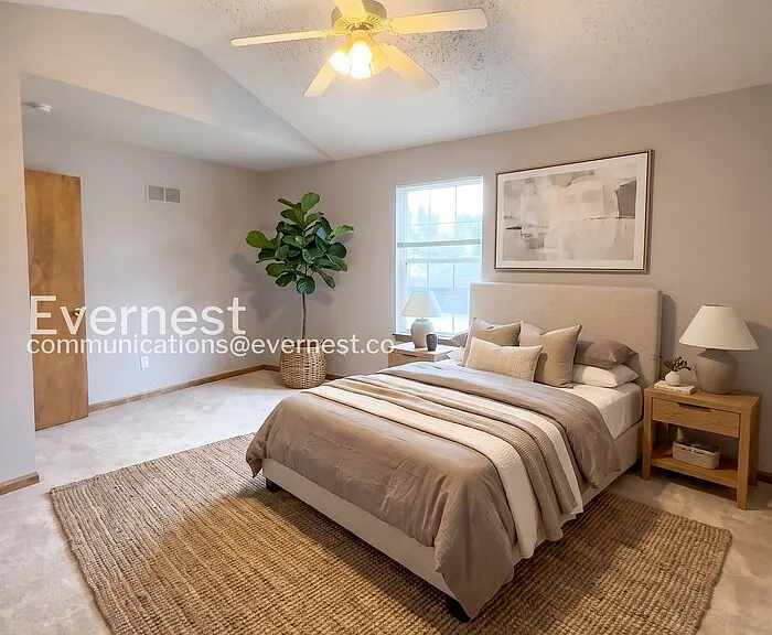1041 Dean Dr — Photo 3