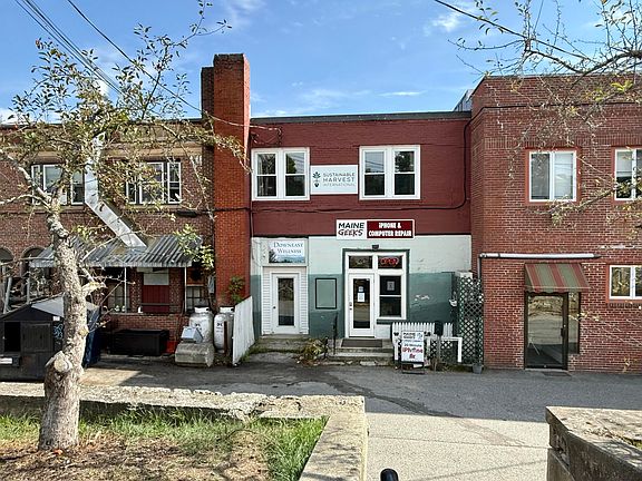 3rd image of 108 Main Street