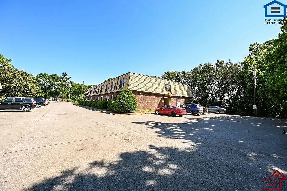 Building Photo - 441 Harding Pl #H10
