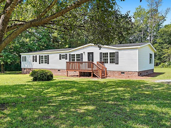 2nd image of 110 Brookside Ln