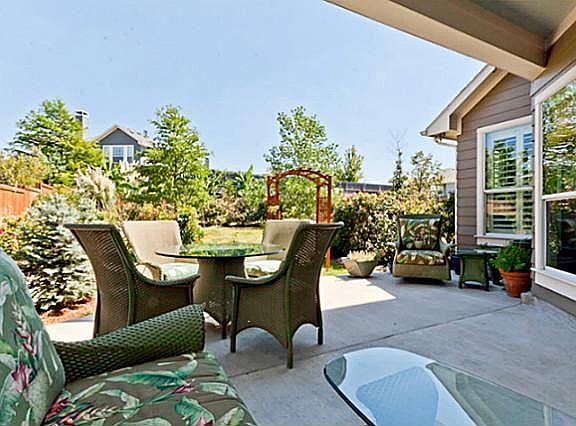 3rd image of 1112 Constitution Dr