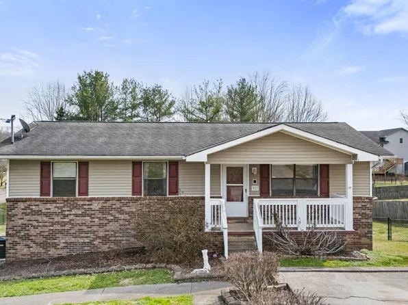 917 Eagle Den Dr, Seymour, TN 37865