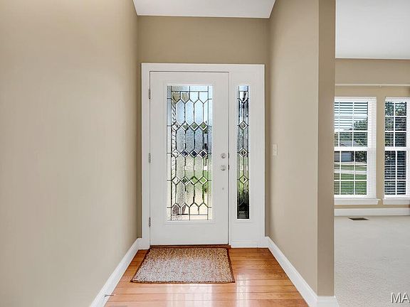 5th image of 831 Autumn Rise Ln