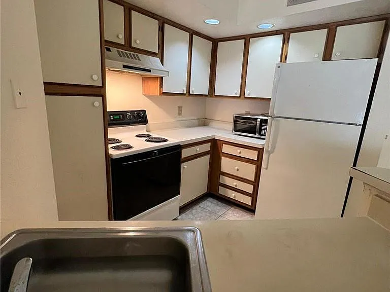 12730 Vista Isles Dr #812 — Photo 5