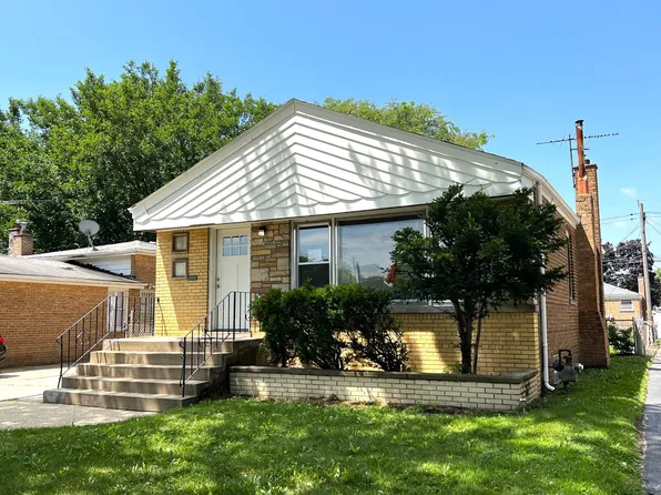 14326 S Calhoun Ave, Burnham, IL 60633