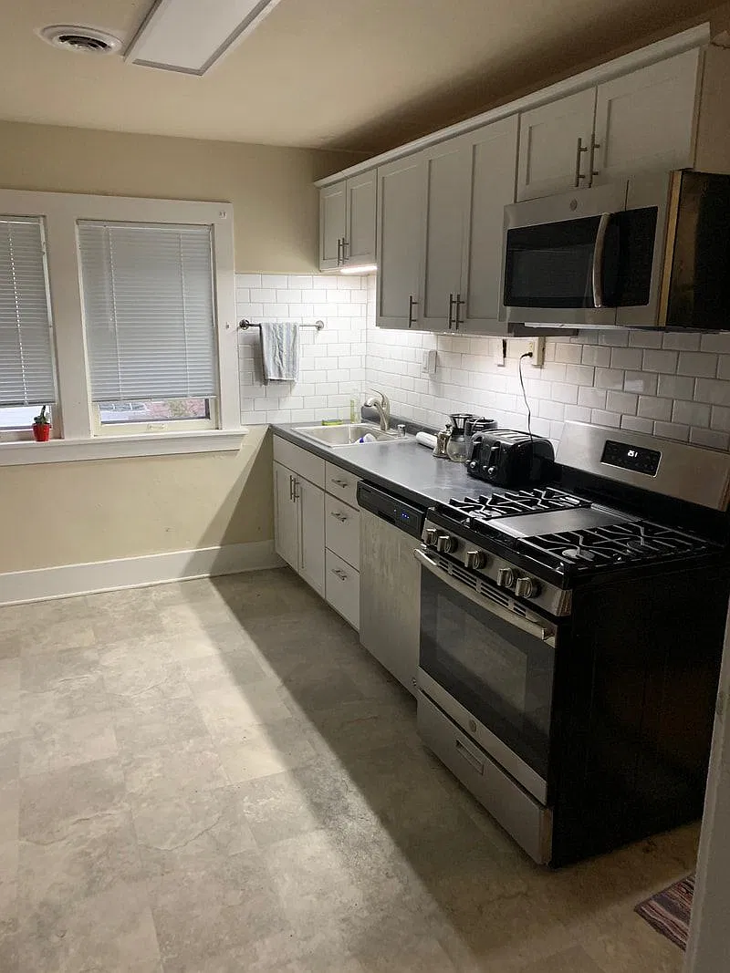 1608 Adams St — Photo 4