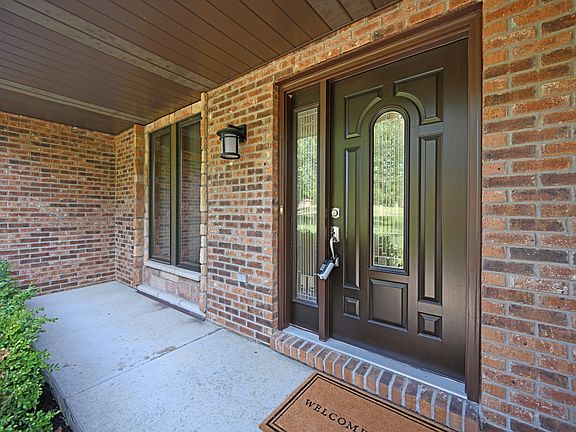 3rd image of 3430 Shady Ln