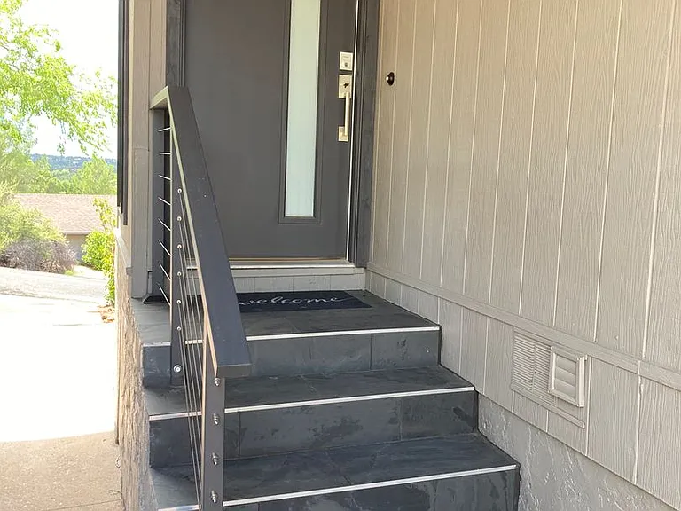 460 Panorama Blvd — Photo 6