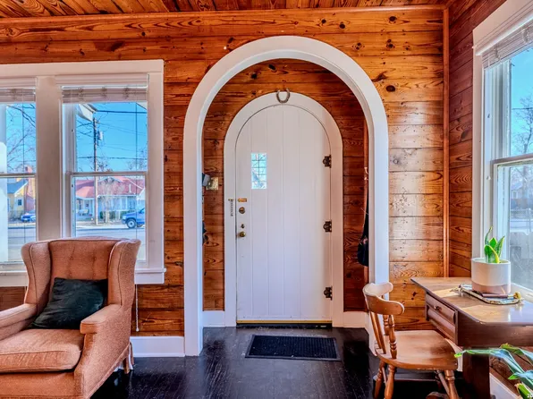 1819 W Woodlawn Ave, San Antonio, TX 78201