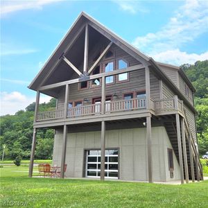 146 S River Rail Ln, Saint Marys, WV, 26170