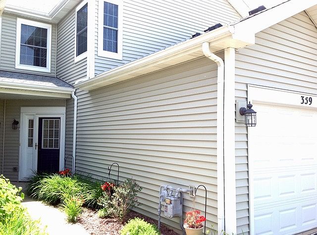 1st image of 359 Glen Leven Ct #359