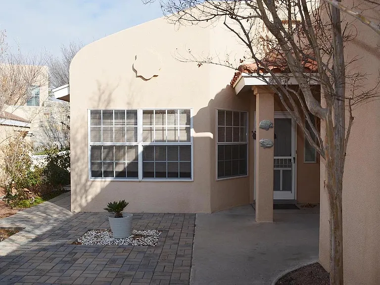 2251 San Felipe — Photo 2