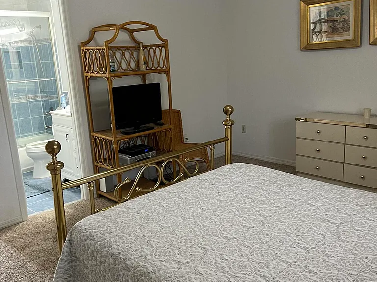 123 Seaport Blvd #T10 — Photo 16