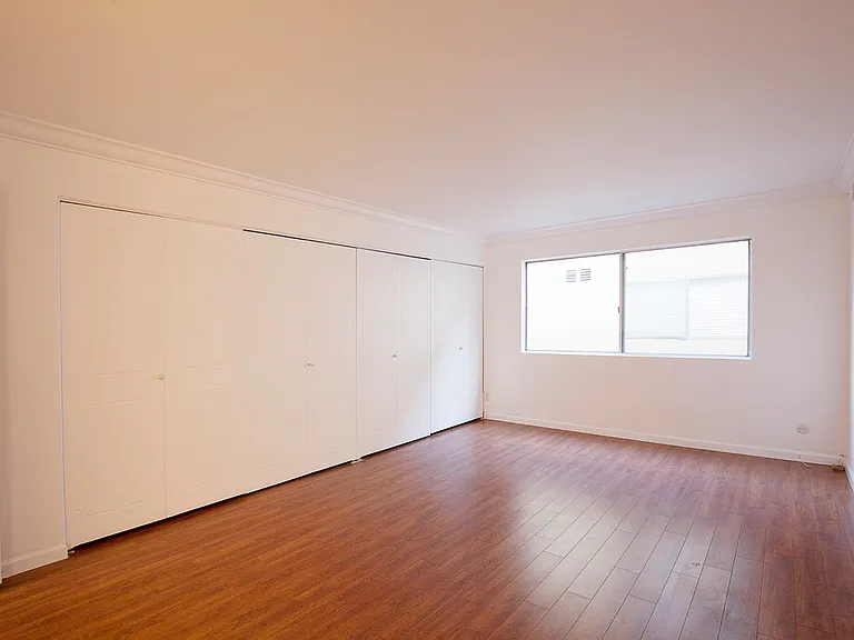 6708 Hillpark Dr #102 — Photo 10