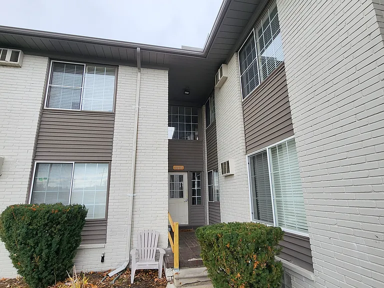 14417 Pennsylvania Rd #9 — Photo 14