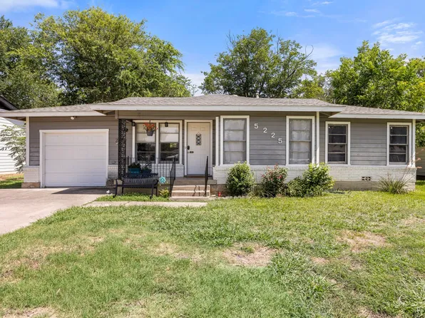 5225 Stephanie Dr, Haltom City, TX 76117