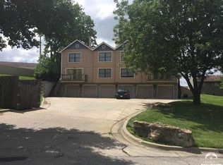 2901 University Dr APT A, Lawrence, KS 66049