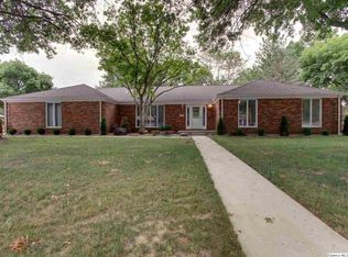 1808 S 30th St, Quincy, IL 62301
