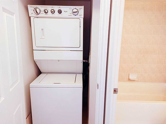 4th image of 2365 Central Park Dr #807