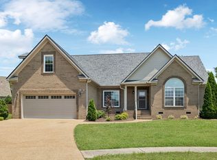 109 Coteswood Ct, Columbia, TN 38401