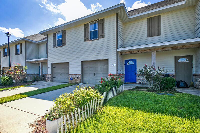 1st image of 511 Arbor Lake Dr #1