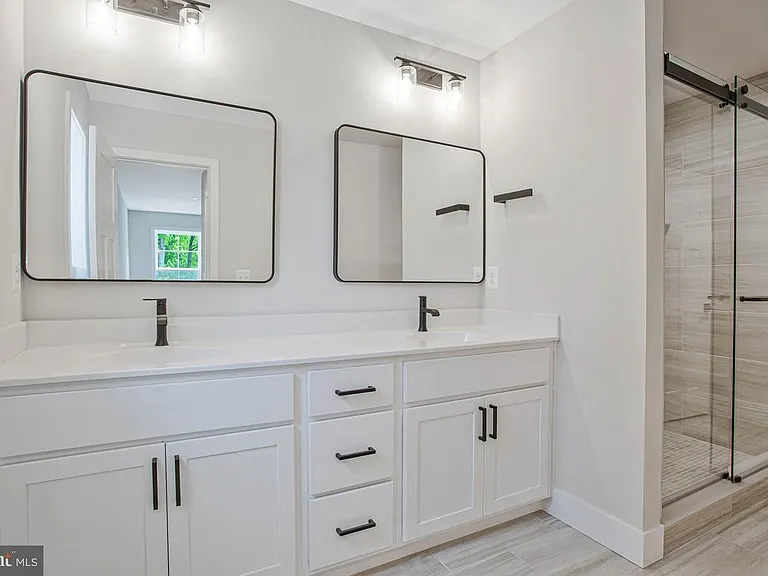 1316 Juniper St — Photo 20