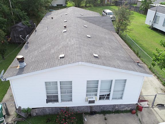3rd image of 14424 Whitney Dr