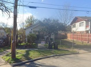 3227 Marigold St, Houston, TX 77009