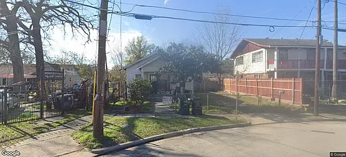3227 Marigold St Photo 1