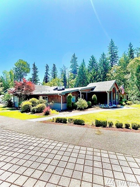 1st image of 7720 190th Ave E