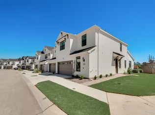 1115 Bowie Dr, Lewisville, TX 75077