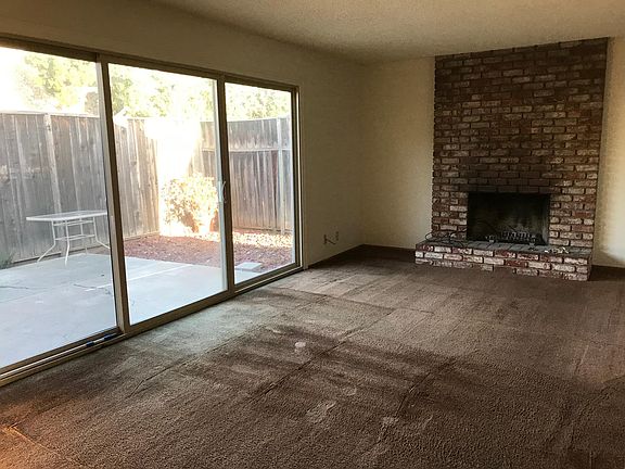 5th image of 797 Cornell Dr