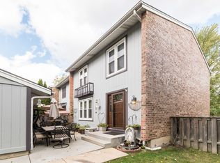 299 Birchwood Ln, Bloomingdale, IL 60108