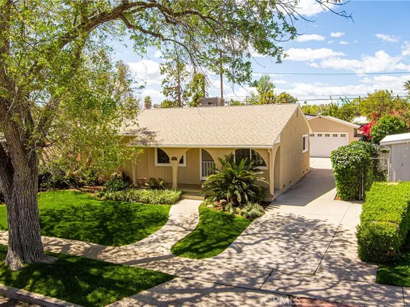 7875 Peachtree Ave, Panorama City, CA 91402