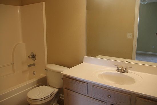 4358 Barry Meadows Bathroom Pic_10022014