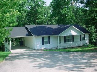 107 Cedar Hill Dr, Waverly, TN 37185