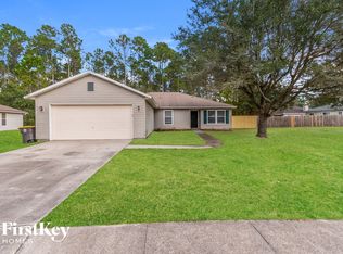 9709 N Hazel Lake Dr, Jacksonville, FL 32222