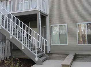 89 Ashley Ct, Bedminster, NJ 07921