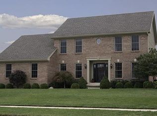889 Aspen Dr, Tipp City, OH 45371