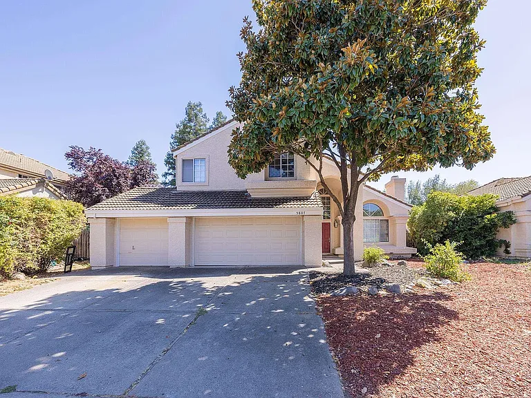 5807 Devon Dr — Photo 1
