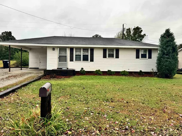 111 Roosevelt Ave, Muscle Shoals, AL 35661