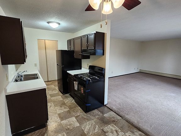 3rd image of 330 2nd Ave S APT 320