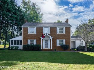 108 Naueda Dr, Knoxville, TN 37912
