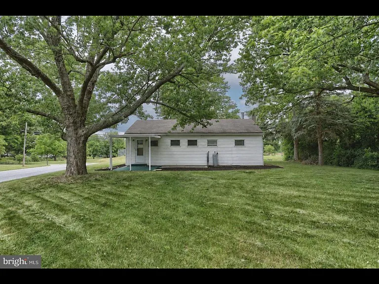 146 Manada Gap Rd — Photo 10