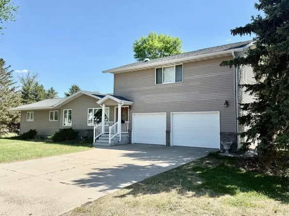 449 Centre St W, Vesta, MN 56292