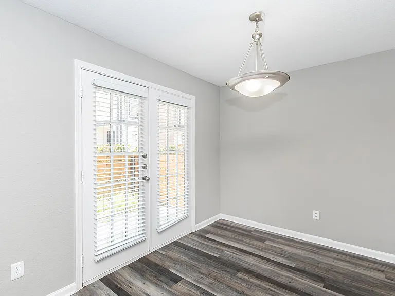 Cypress Parc — Photo 23